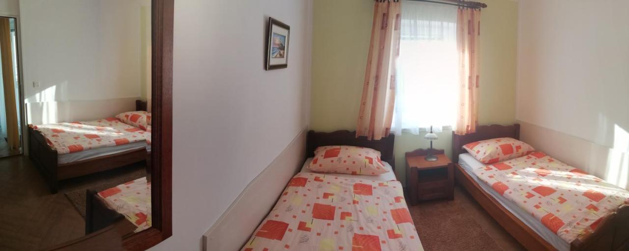 PUY Apartments Tina מראה חיצוני תמונה