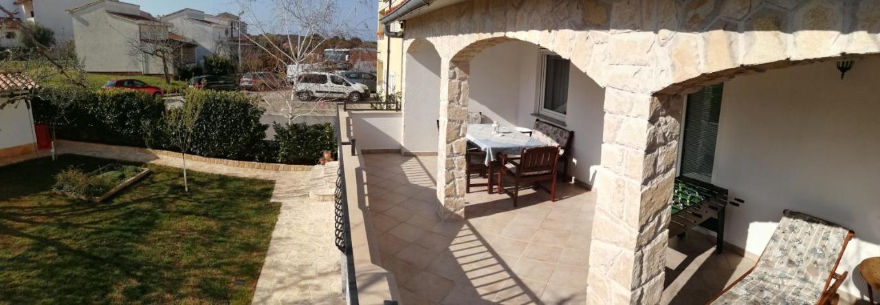 PUY Apartments Tina מראה חיצוני תמונה
