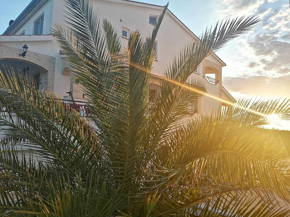 PUY Apartments Tina מראה חיצוני תמונה