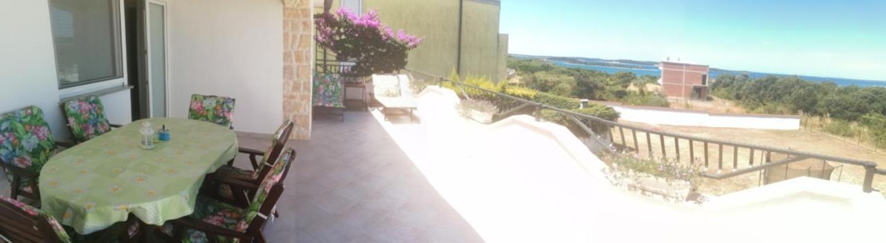 PUY Apartments Tina מראה חיצוני תמונה