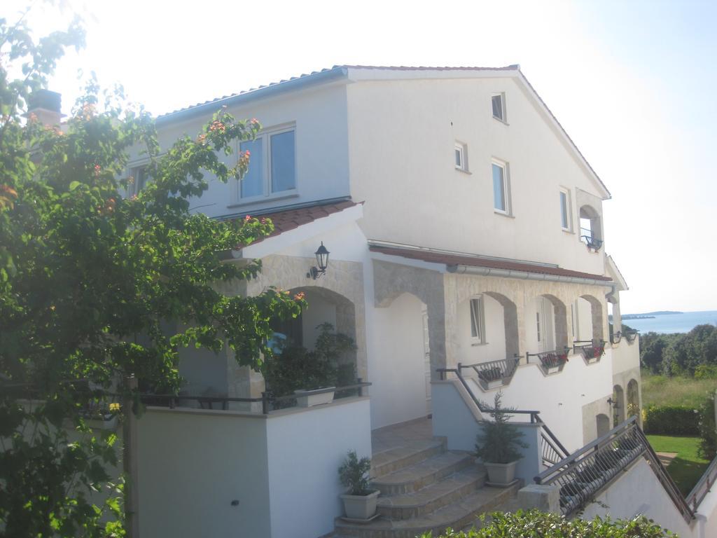PUY Apartments Tina מראה חיצוני תמונה