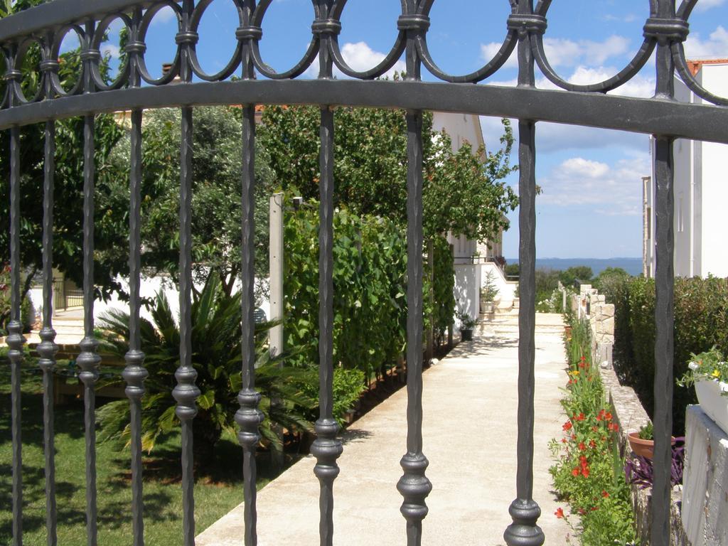 PUY Apartments Tina מראה חיצוני תמונה